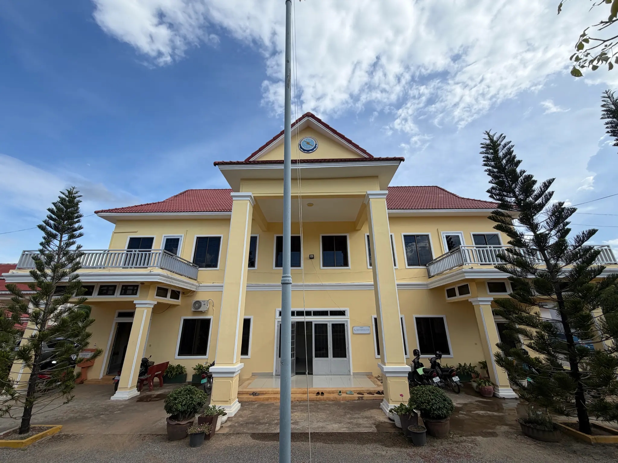 ការតភ្ជាប់ទូរគមនាគមន៍នៅខេត្តប៉ៃលិន